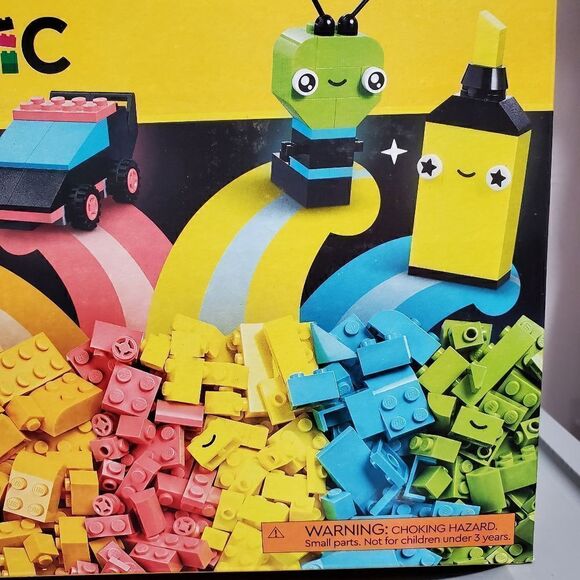 LEGO Classic 11027 Creative Neon Fun Brick Box Set Building Kit New 2023 - Picture 6 of 11